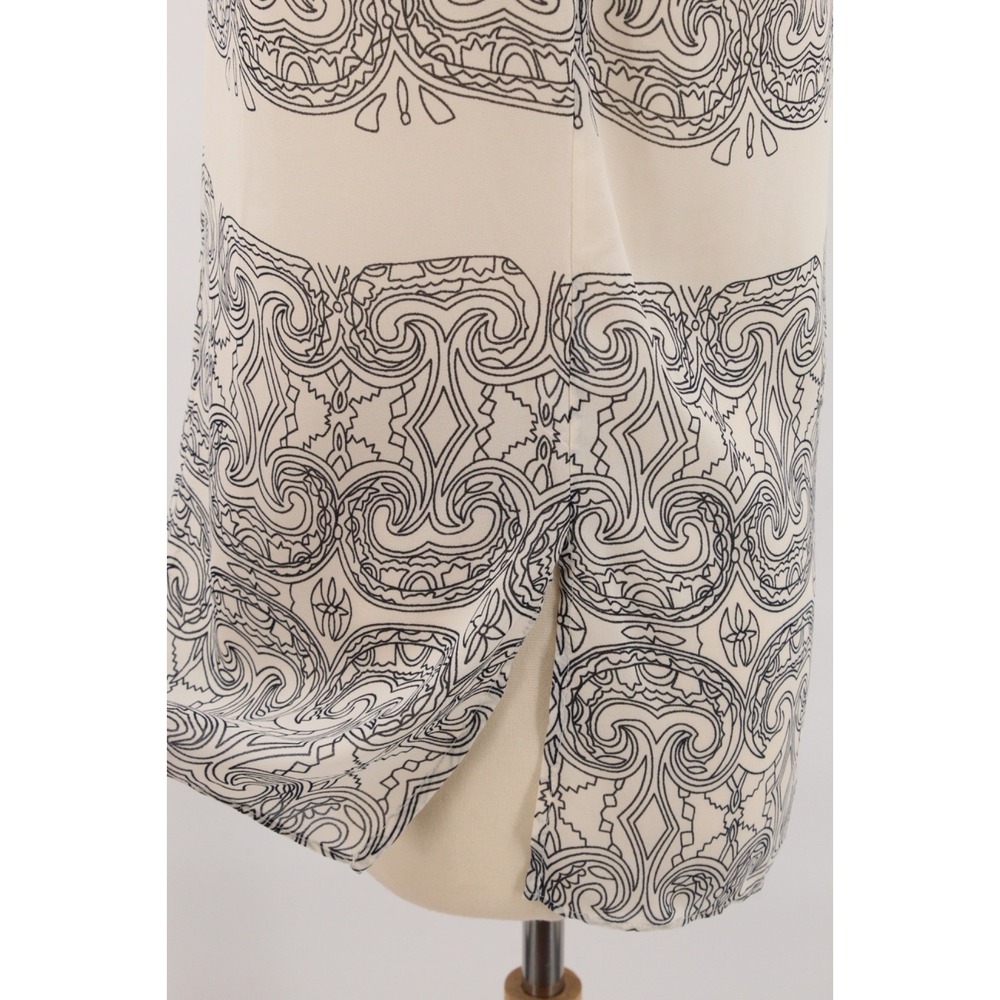 CAbi 3091‎ Scrollwork Sleeveless Blouse XS V-Neck - Picture 4 of 12
